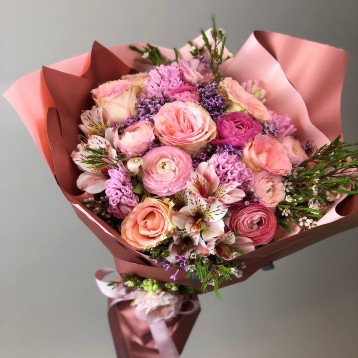 Mona Pembe Buket
