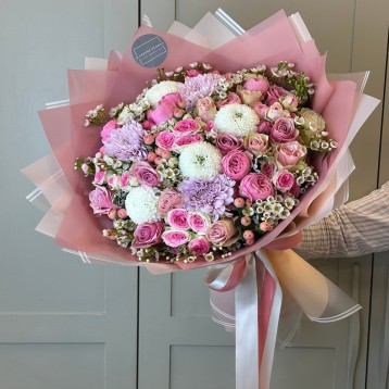 Pavia Çiçek Buketi