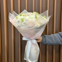 Sinda Çiçek Buketi