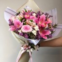 Wolf Pembe Lilyum Buketi