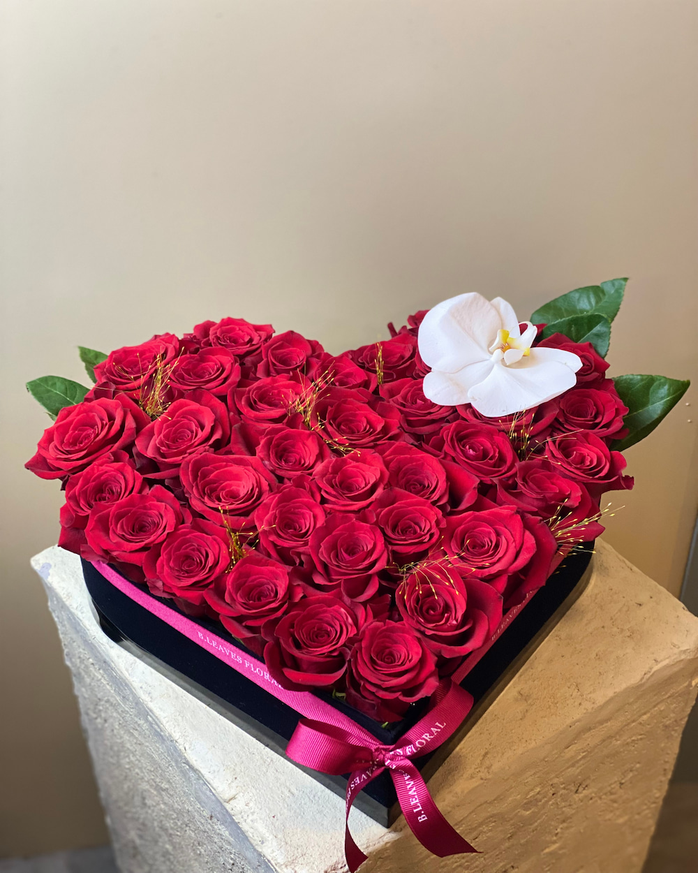 Kalpli Kutuda 35 Kırmızı Güller