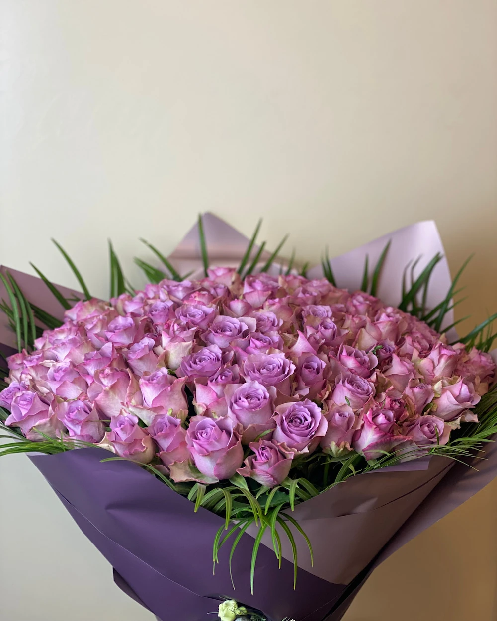 100 Lila Gül Buketi