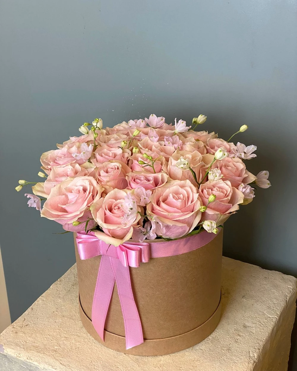 Bella Kutuda Pembe Gül Aranjman