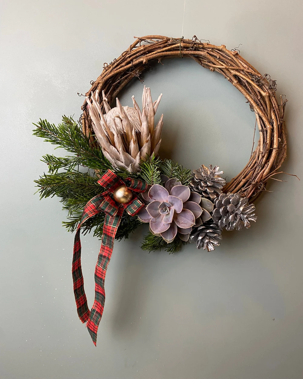 Doğal Çam Yılbaşı Kurdeleli Kapı Süsü