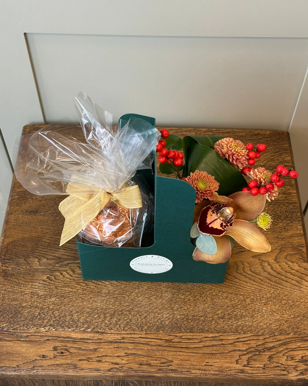 Elda Bardakta Çiçek Çikolata