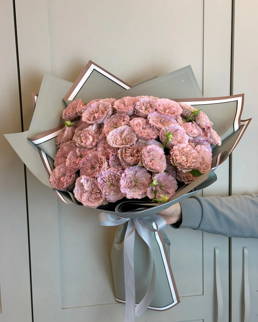 17 Adet Ritual Spray Rose Buket