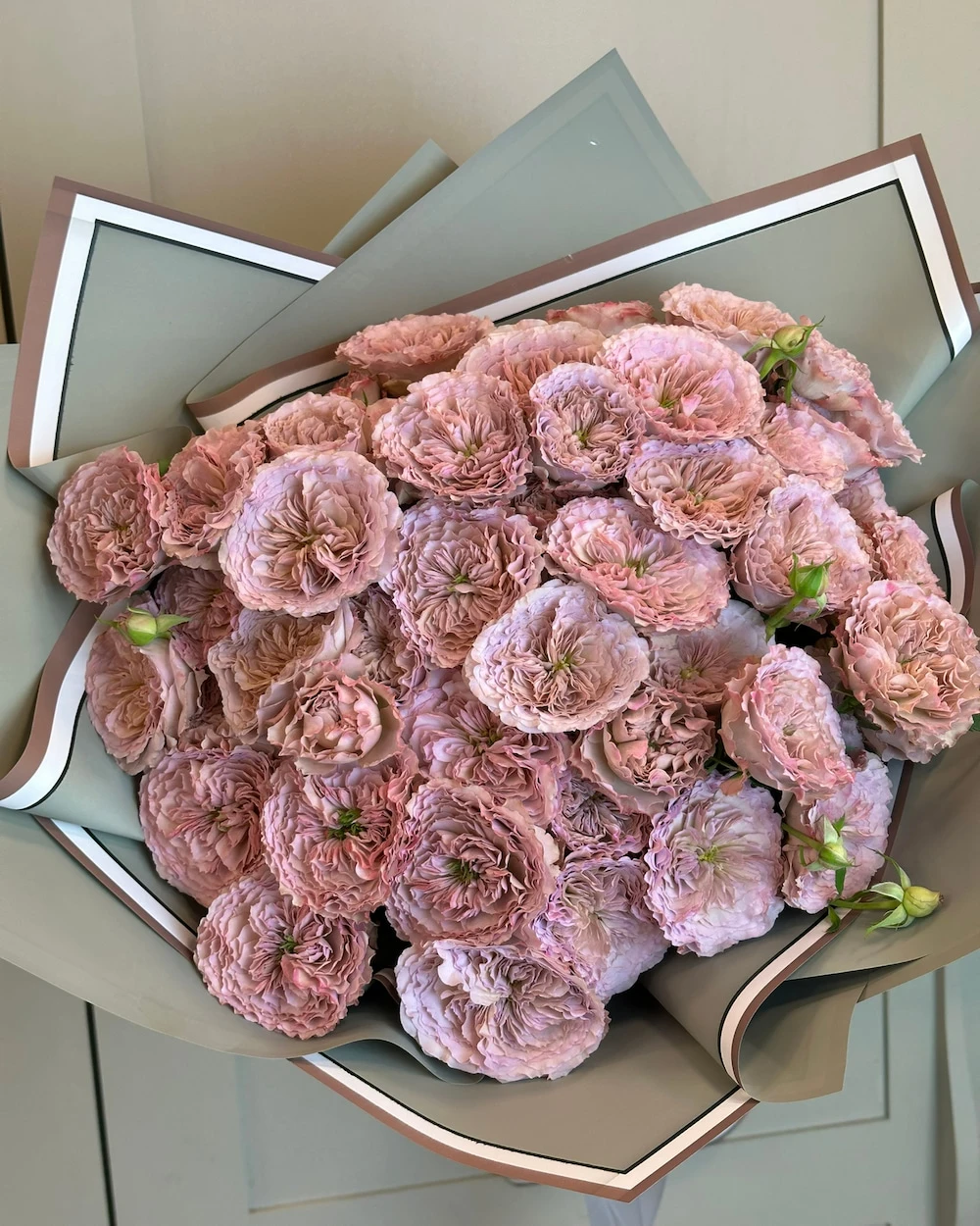 17 Adet Ritual Spray Rose Buket