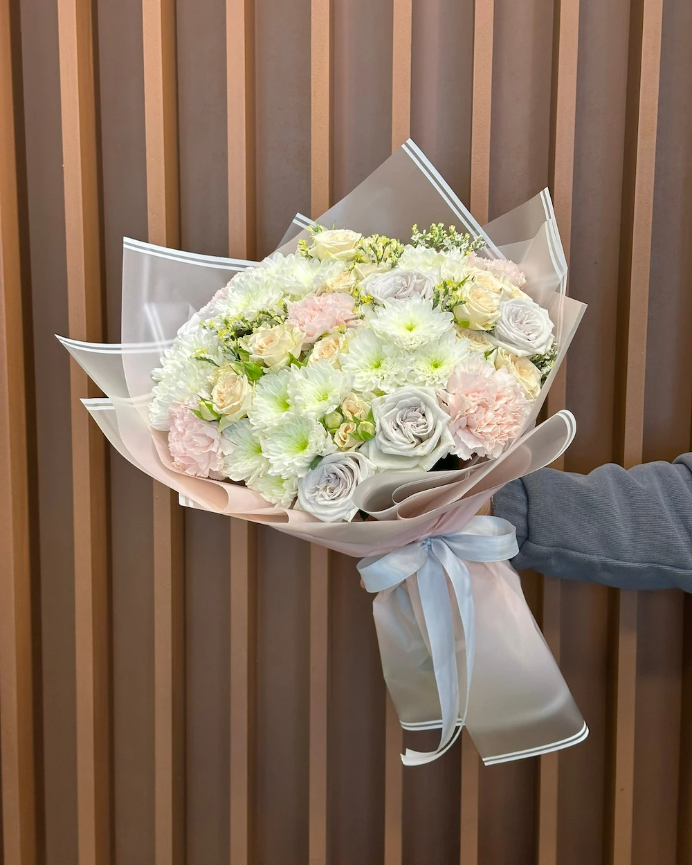 Sinda Çiçek Buketi