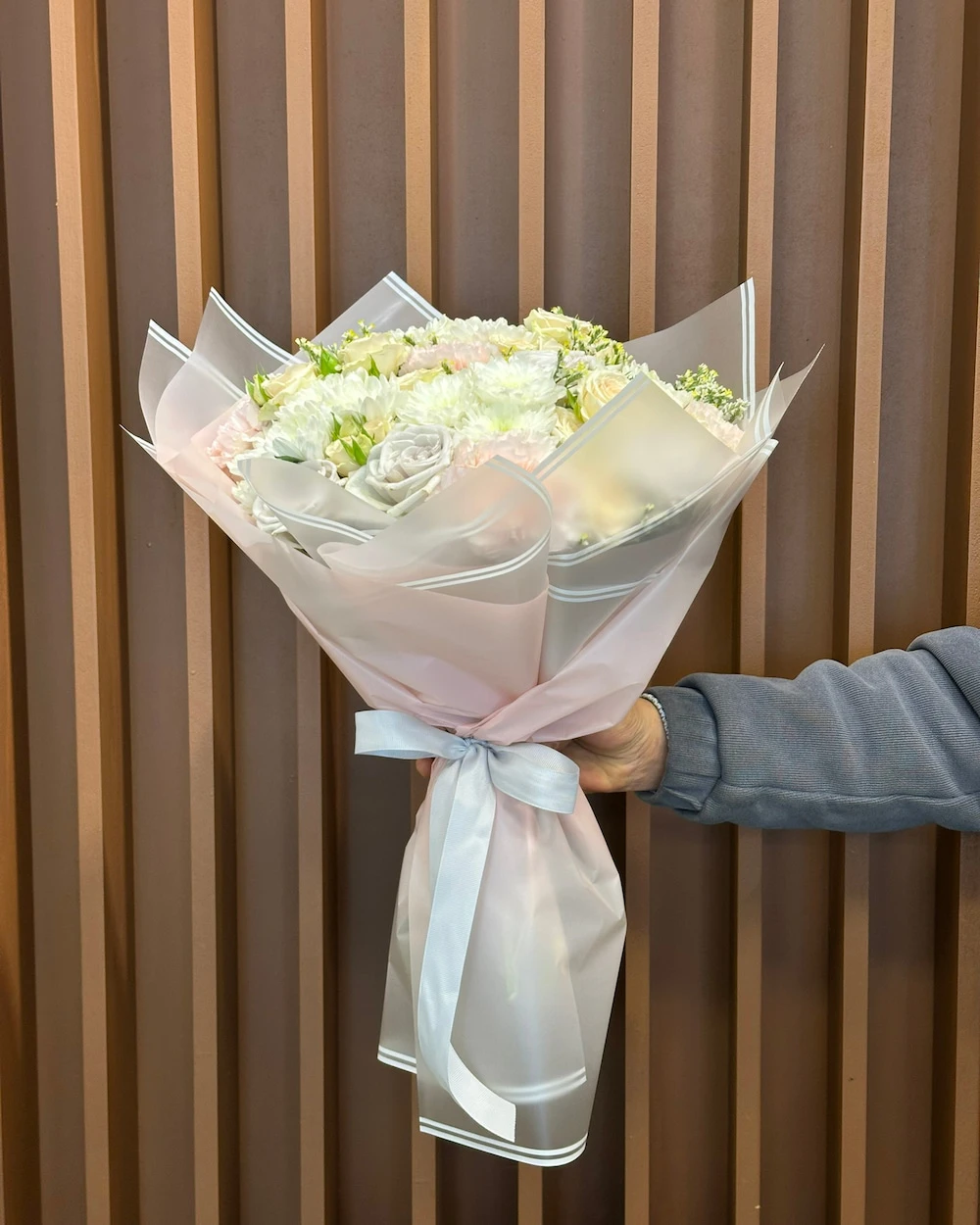 Sinda Çiçek Buketi